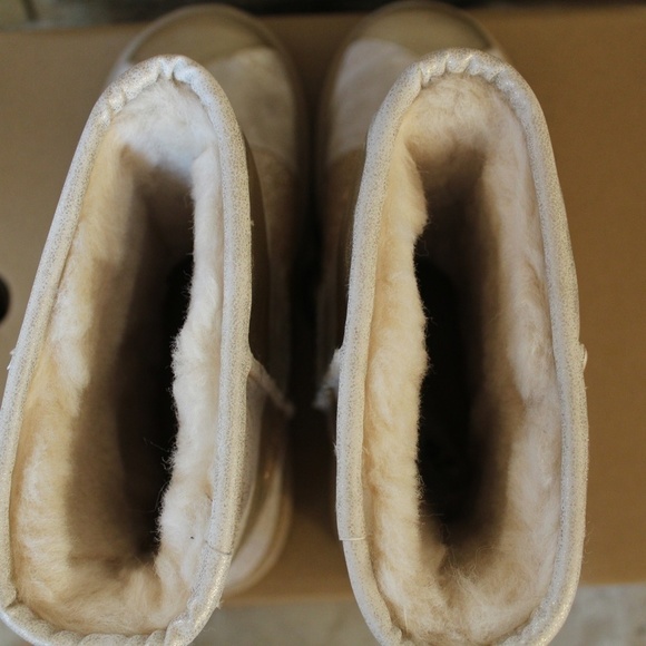 NEW UGG‎ PATCHWORK Metallic Short Boots - Picture 6 of 8